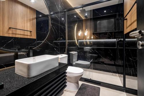 casa triplex alphaville-banheiro jogos