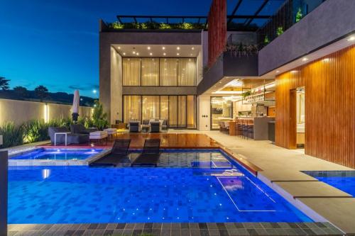 casa triplex alphaville-piscina03